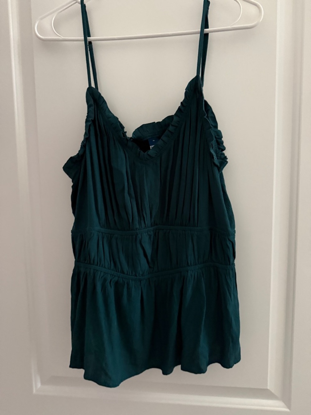 Old Navy Pleated V-Neck Spaghetti Strap Cami in Teal